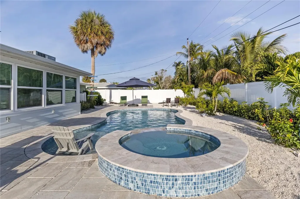 305 67th Street Holmes Beach FL 34217