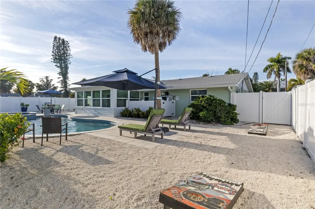 305 67th Street Holmes Beach FL 34217