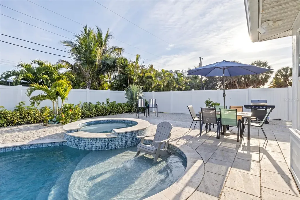 305 67th Street Holmes Beach FL 34217