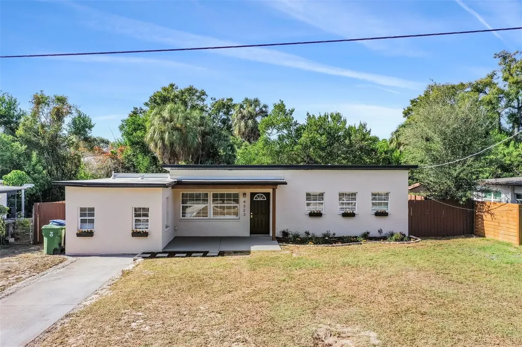 4323 S Lois Avenue Tampa FL 33611