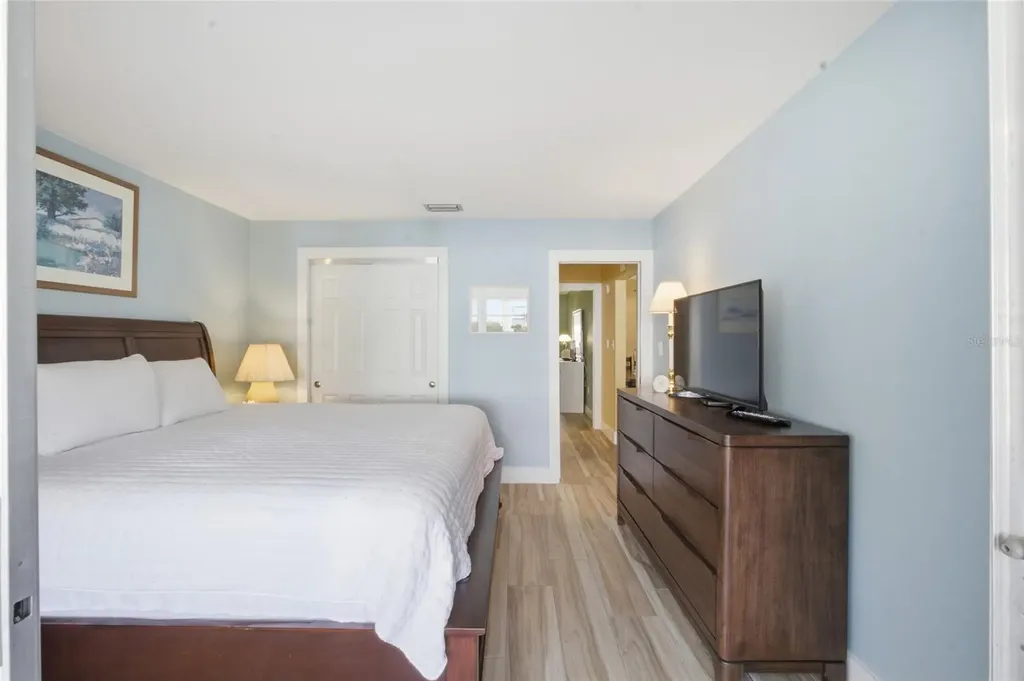 165 Vista Hermosa Circle Sarasota FL 34242