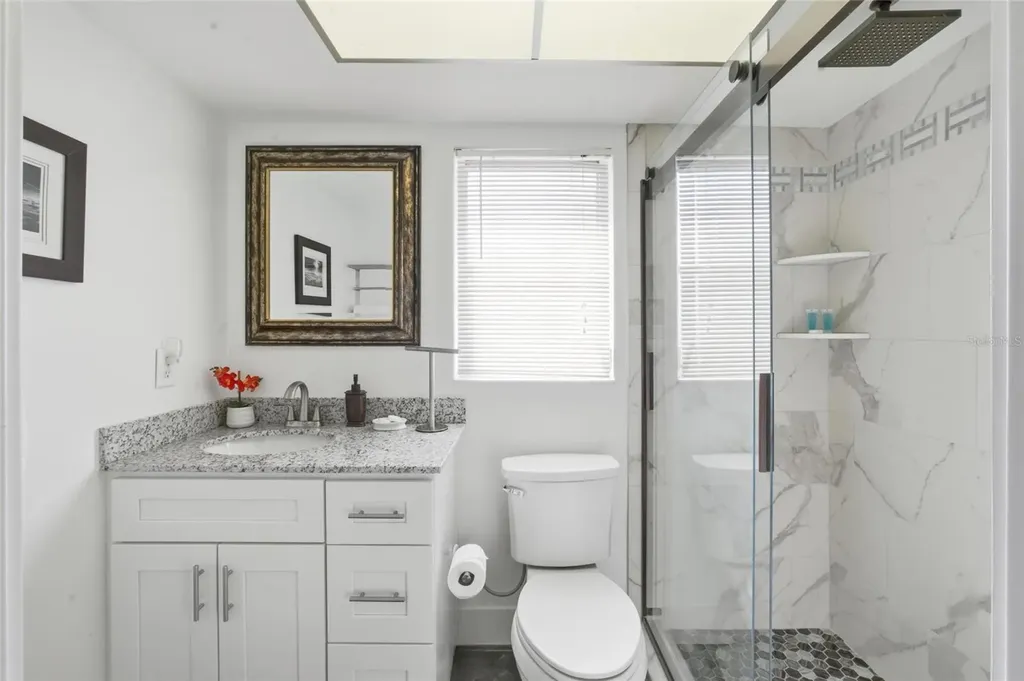 165 Vista Hermosa Circle Sarasota FL 34242