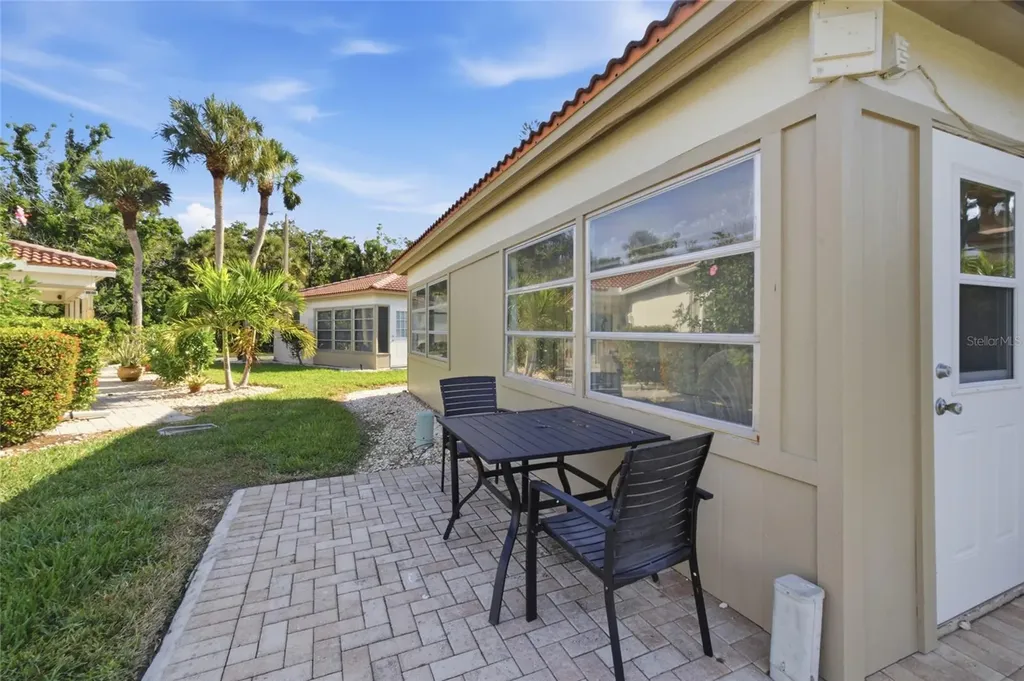 165 Vista Hermosa Circle Sarasota FL 34242
