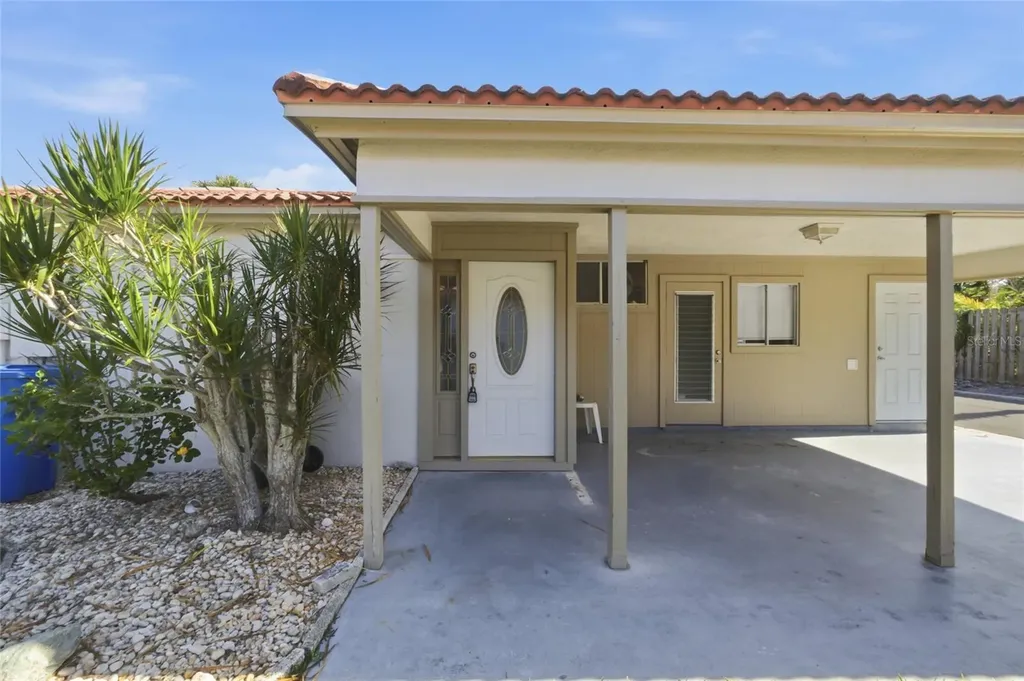 165 Vista Hermosa Circle Sarasota FL 34242