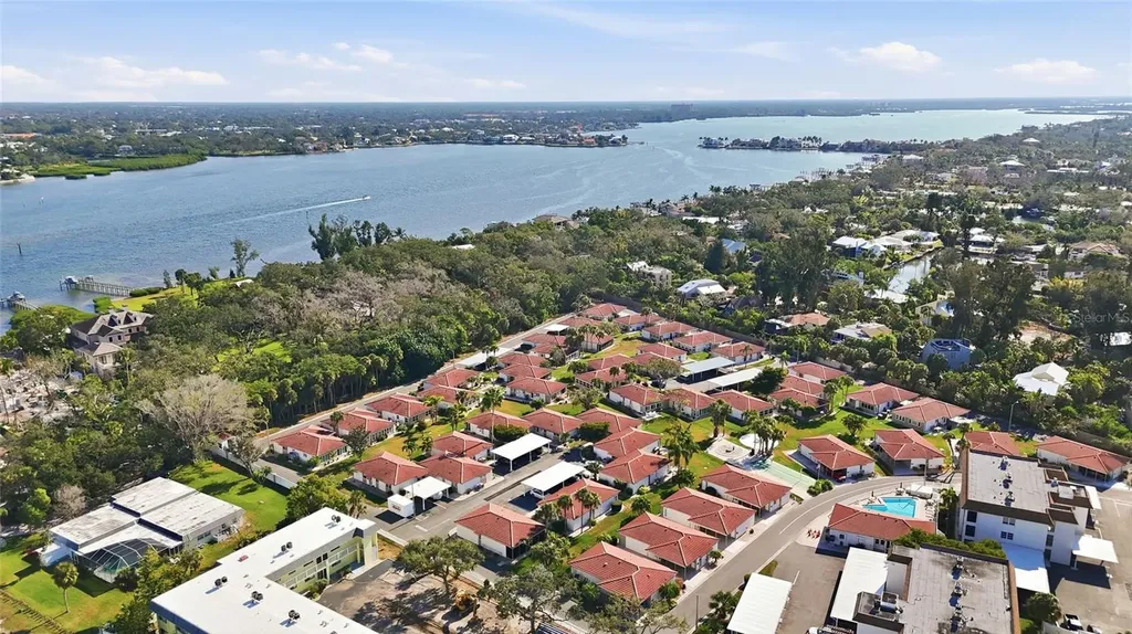 165 Vista Hermosa Circle Sarasota FL 34242