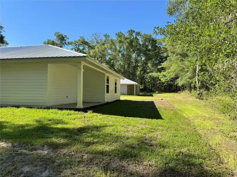 8507 SE 70th Avenue Trenton FL 32693