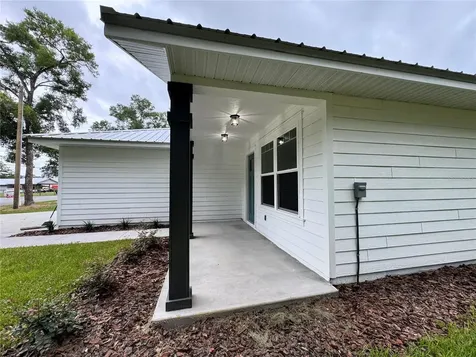 8507 SE 70th Avenue Trenton FL 32693