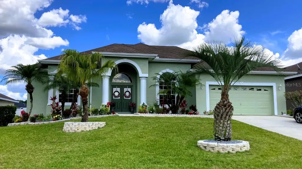 6744 Hartsworth Drive Lakeland FL 33813