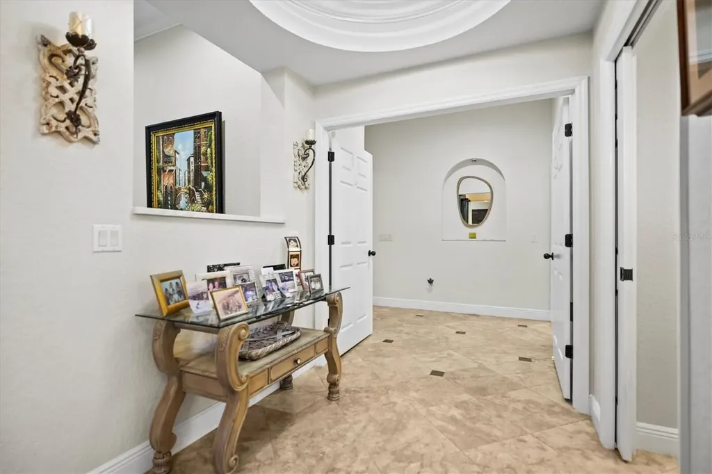 1482 Kingsdown Drive Sarasota FL 34240