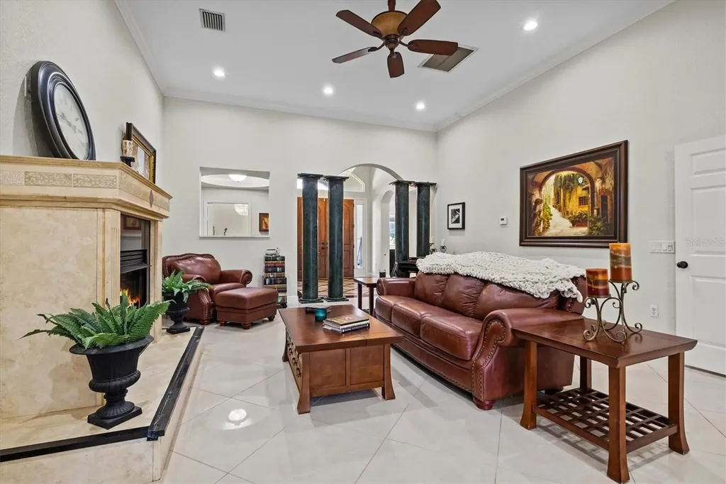 1482 Kingsdown Drive Sarasota FL 34240