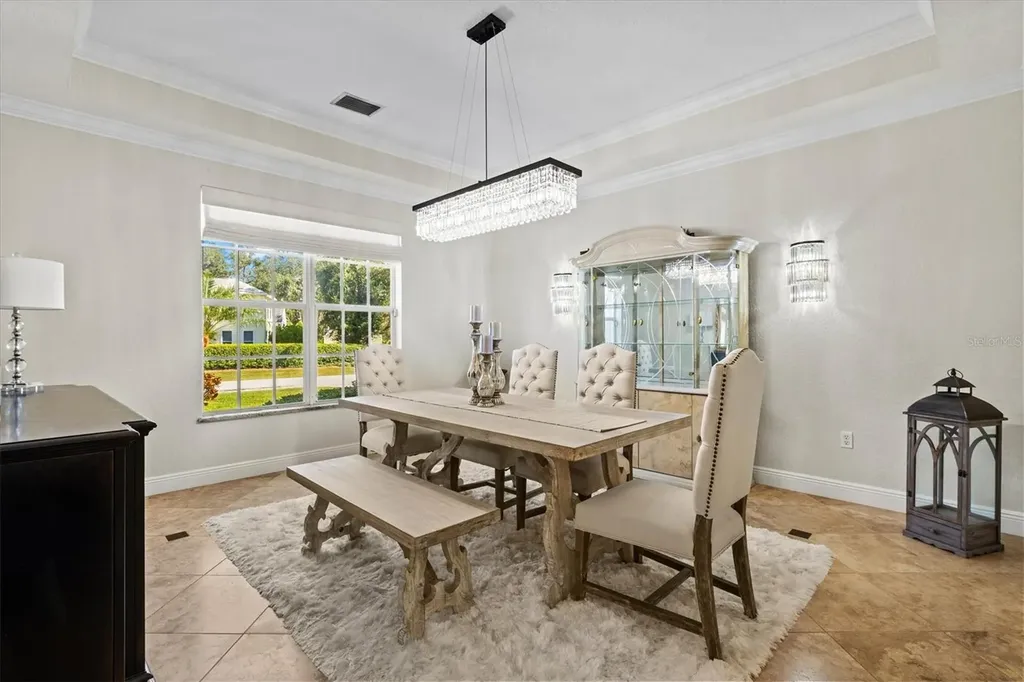 1482 Kingsdown Drive Sarasota FL 34240