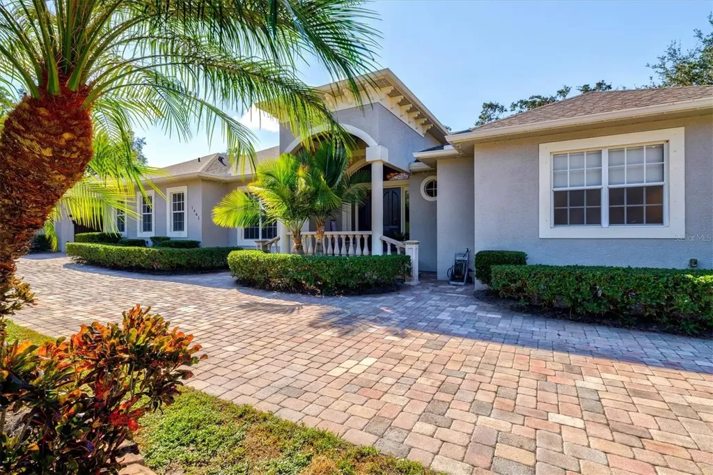 1482 Kingsdown Drive Sarasota FL 34240