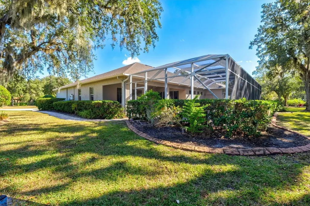 1482 Kingsdown Drive Sarasota FL 34240