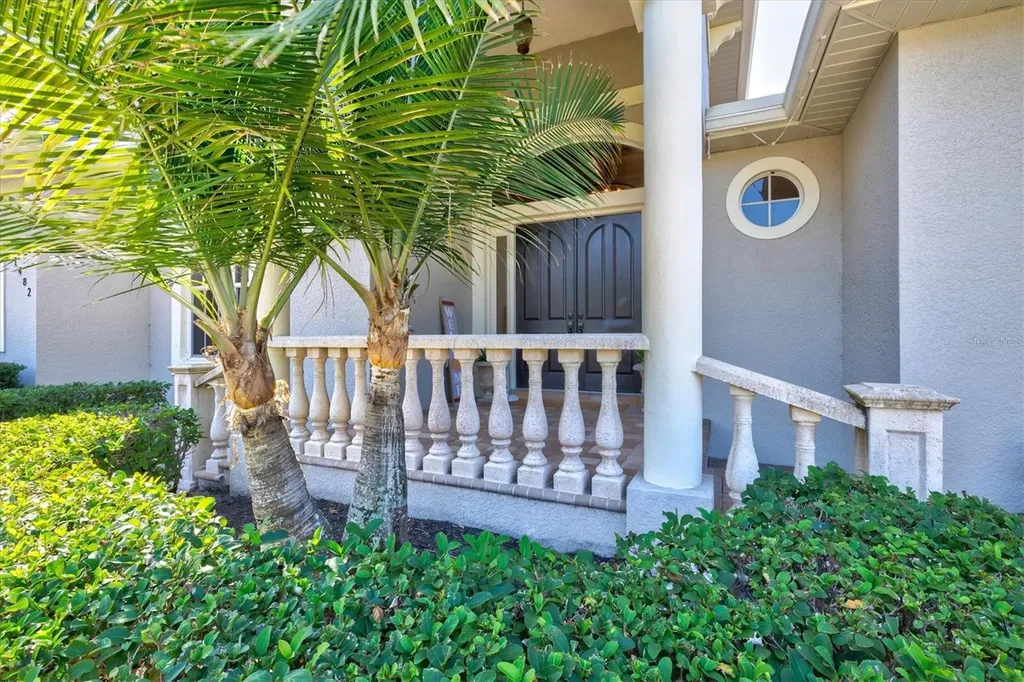1482 Kingsdown Drive Sarasota FL 34240