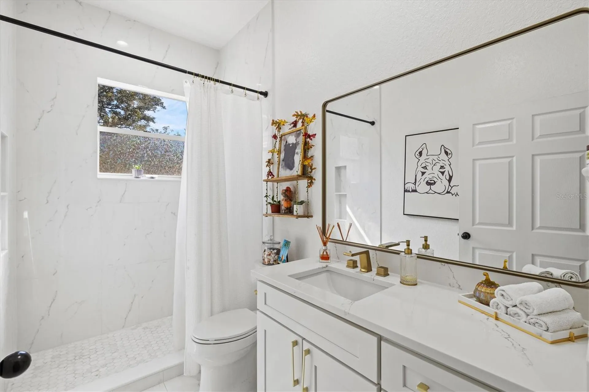 1482 Kingsdown Drive Sarasota FL 34240
