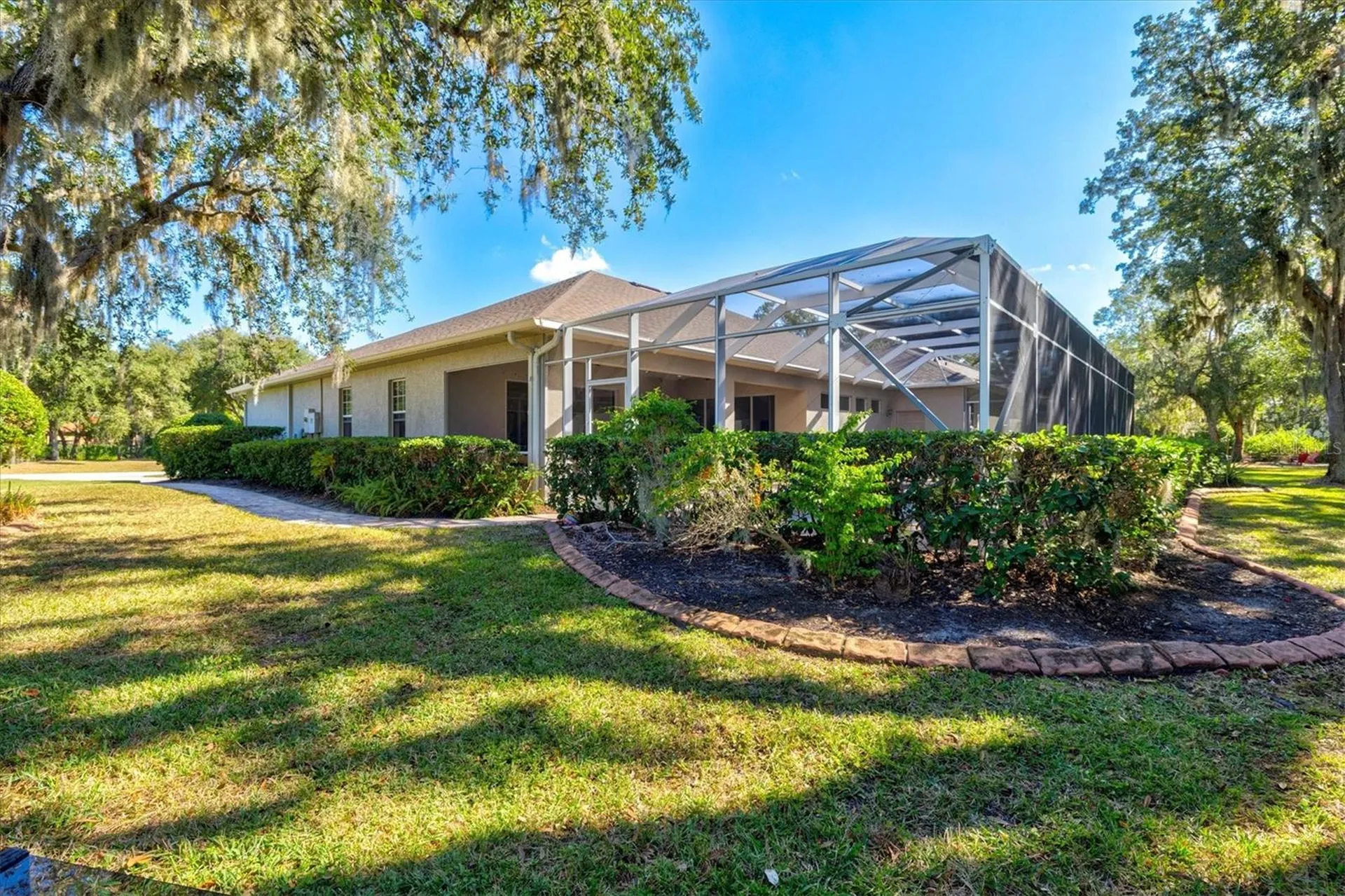 1482 Kingsdown Drive Sarasota FL 34240