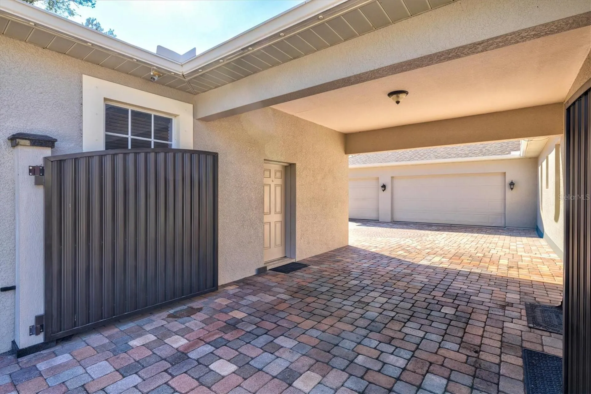 1482 Kingsdown Drive Sarasota FL 34240