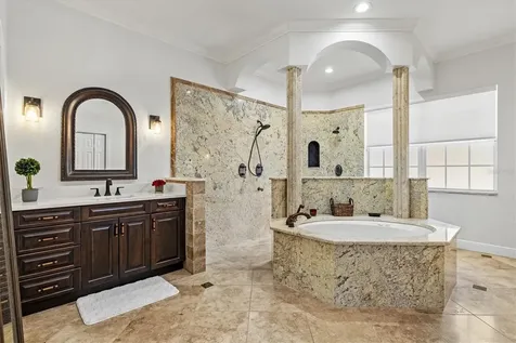 1482 Kingsdown Drive Sarasota FL 34240