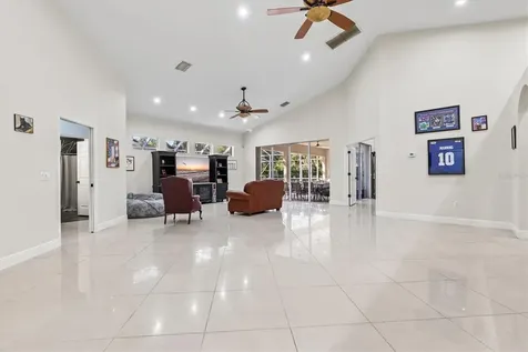 1482 Kingsdown Drive Sarasota FL 34240