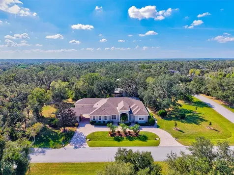 1482 Kingsdown Drive Sarasota FL 34240
