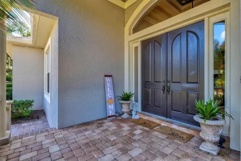 1482 Kingsdown Drive Sarasota FL 34240
