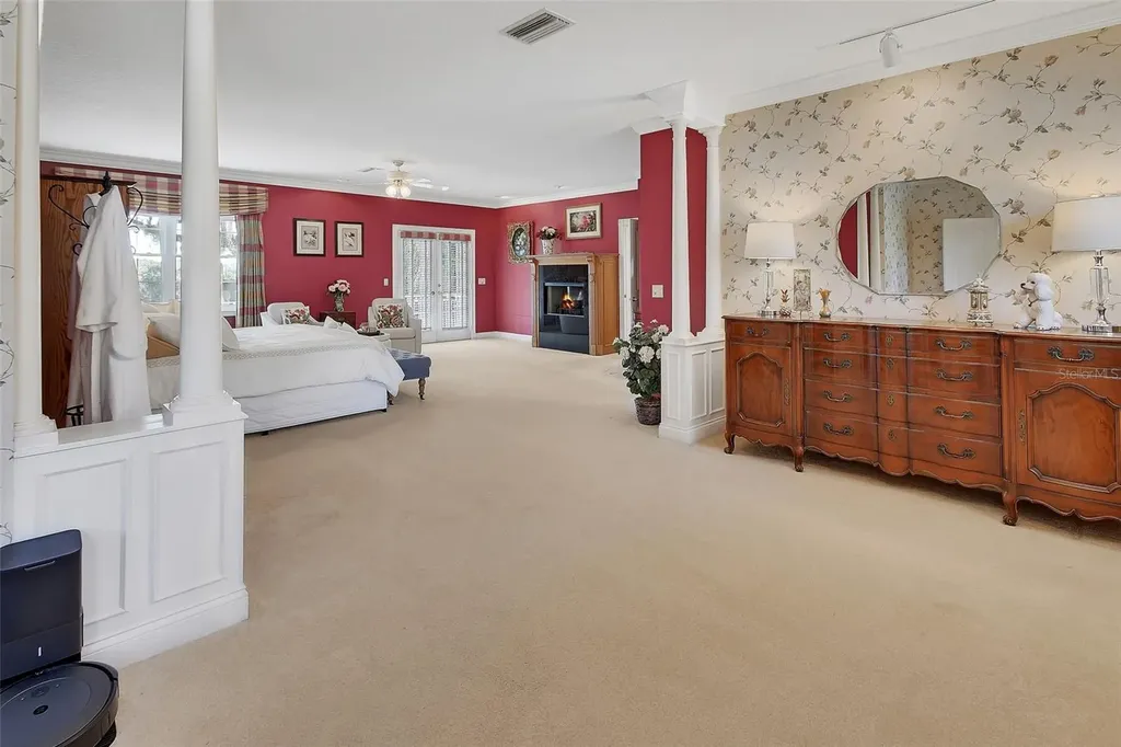 150 Lake Winnemissett Drive Deland FL 32724