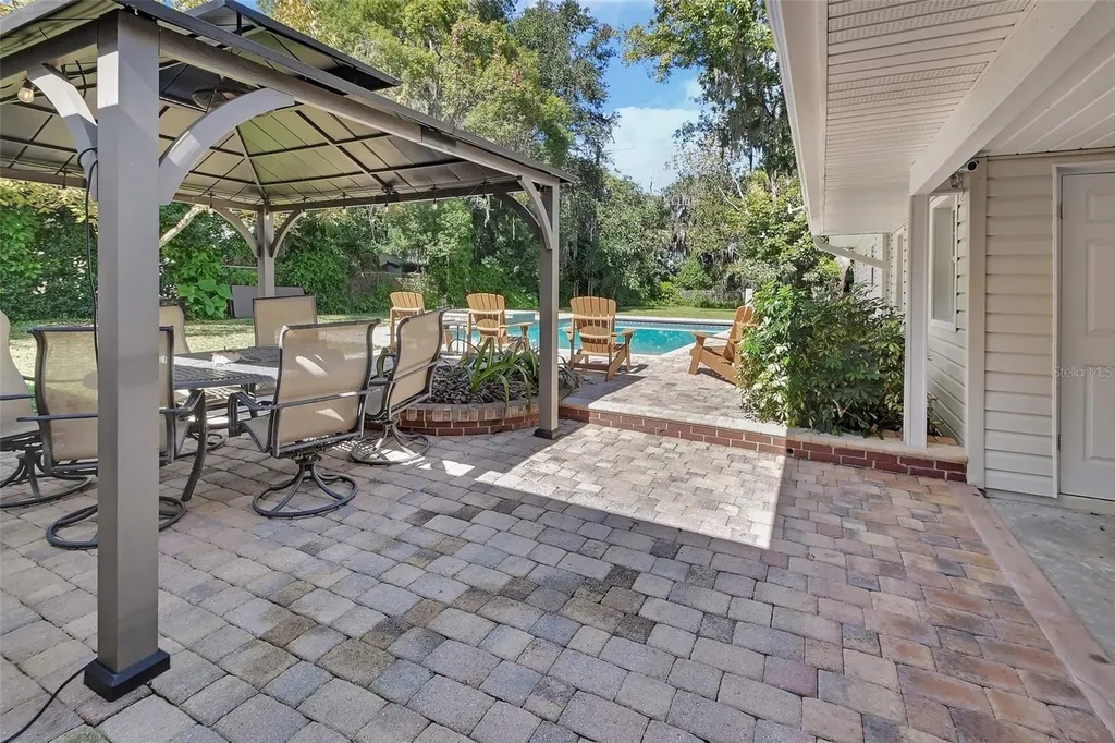 150 Lake Winnemissett Drive Deland FL 32724