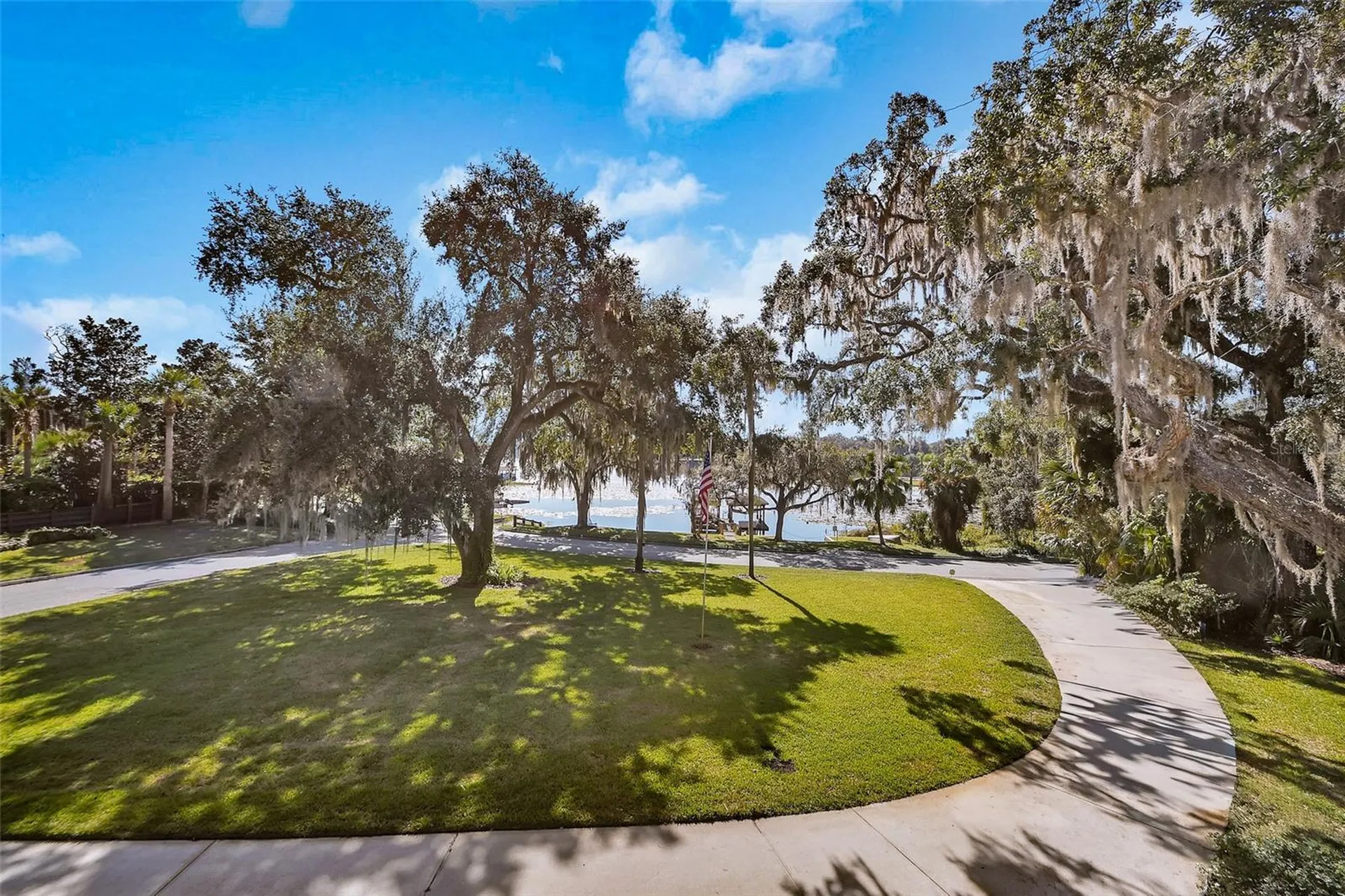 150 Lake Winnemissett Drive Deland FL 32724