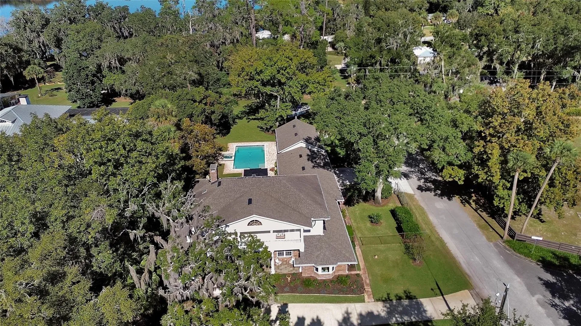 150 Lake Winnemissett Drive Deland FL 32724
