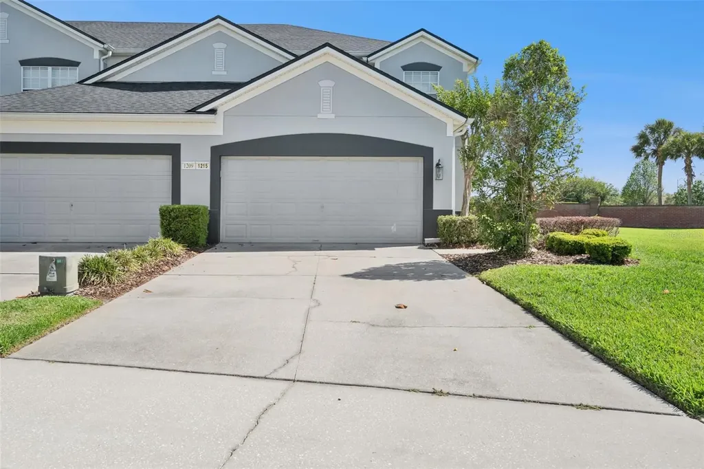 1215 Shallcross Avenue Orlando FL 32828