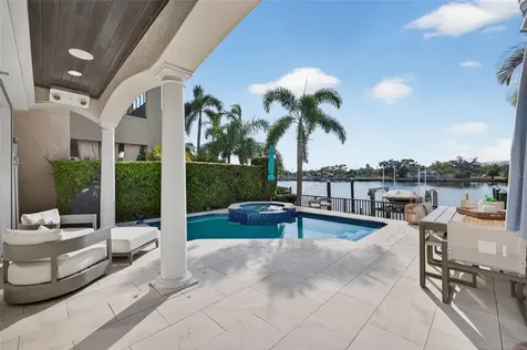 1009 Royal Pass Road Tampa FL 33602