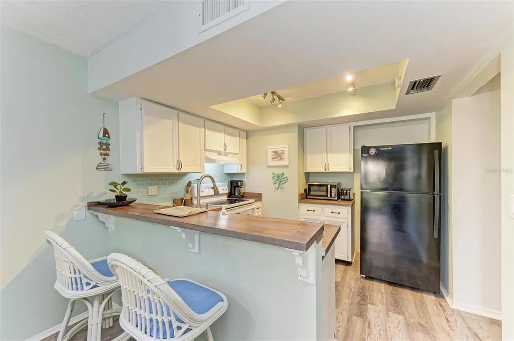 6336 7th Avenue W Bradenton FL 34209