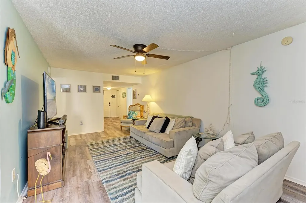 6336 7th Avenue W Bradenton FL 34209