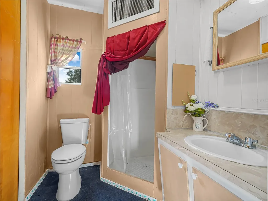 319 1st Avenue N Lake Wales FL 33859