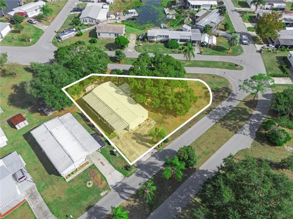319 1st Avenue N Lake Wales FL 33859