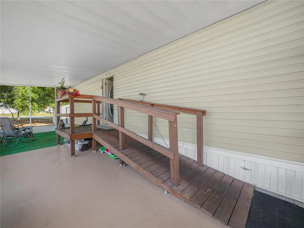 319 1st Avenue N Lake Wales FL 33859