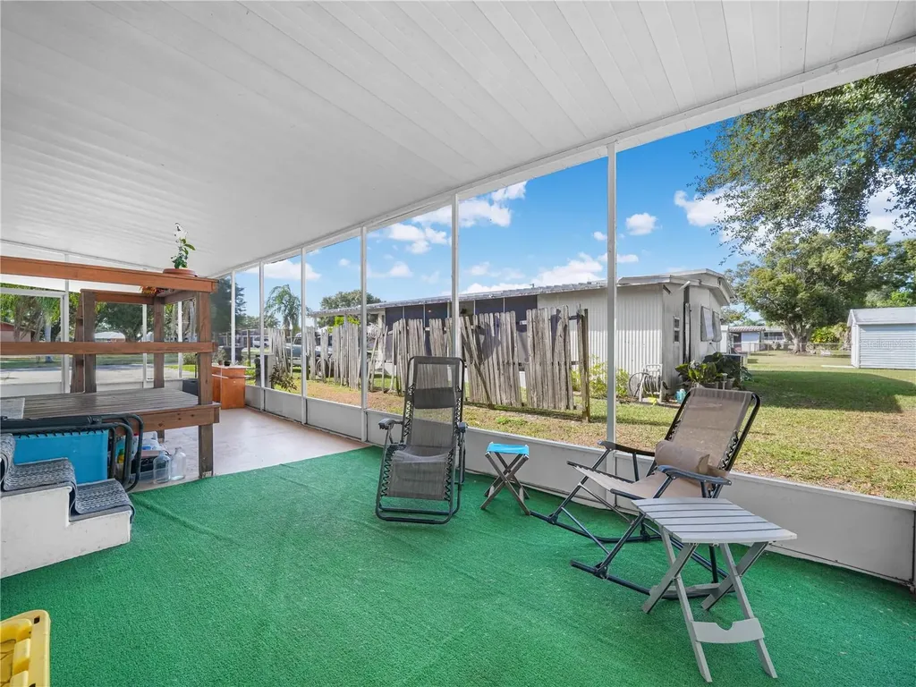 319 1st Avenue N Lake Wales FL 33859