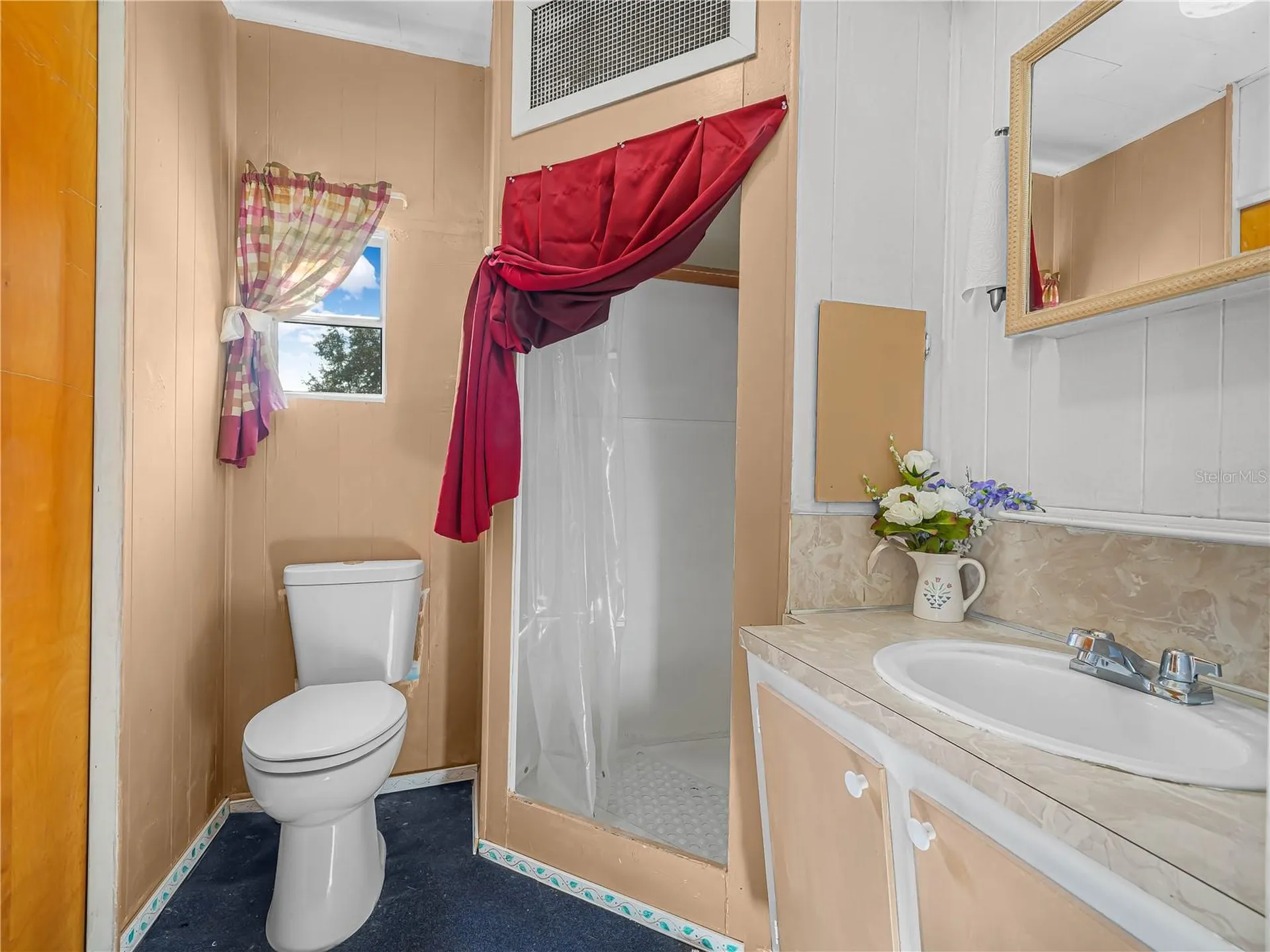 319 1st Avenue N Lake Wales FL 33859