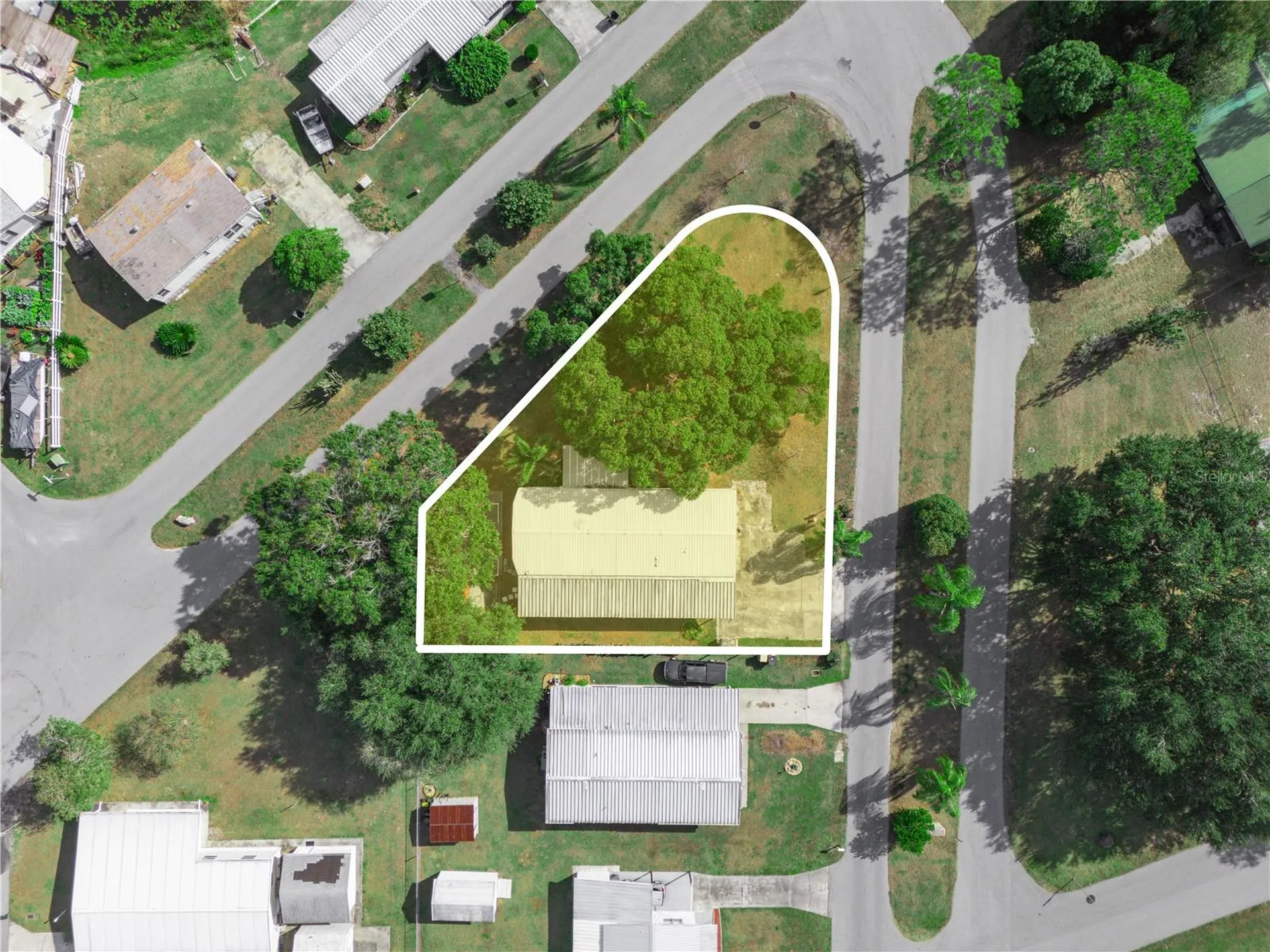 319 1st Avenue N Lake Wales FL 33859