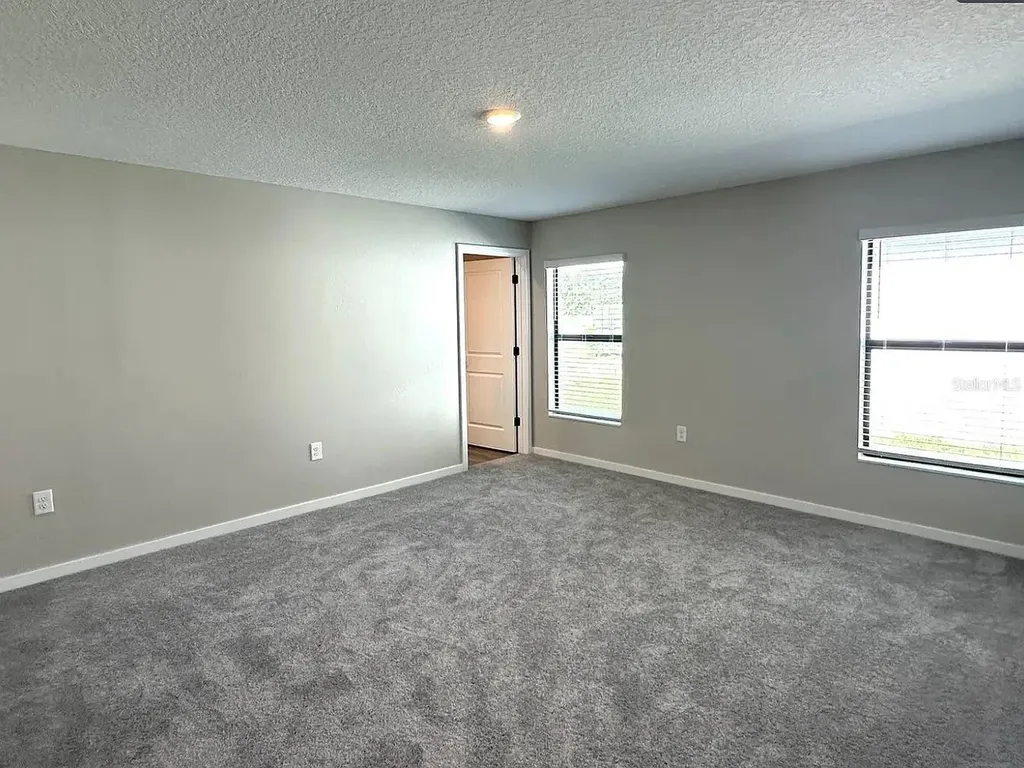 5761 Helmsman Court Tampa FL 33619
