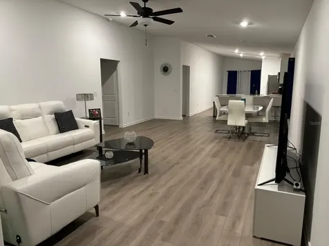 5761 Helmsman Court Tampa FL 33619