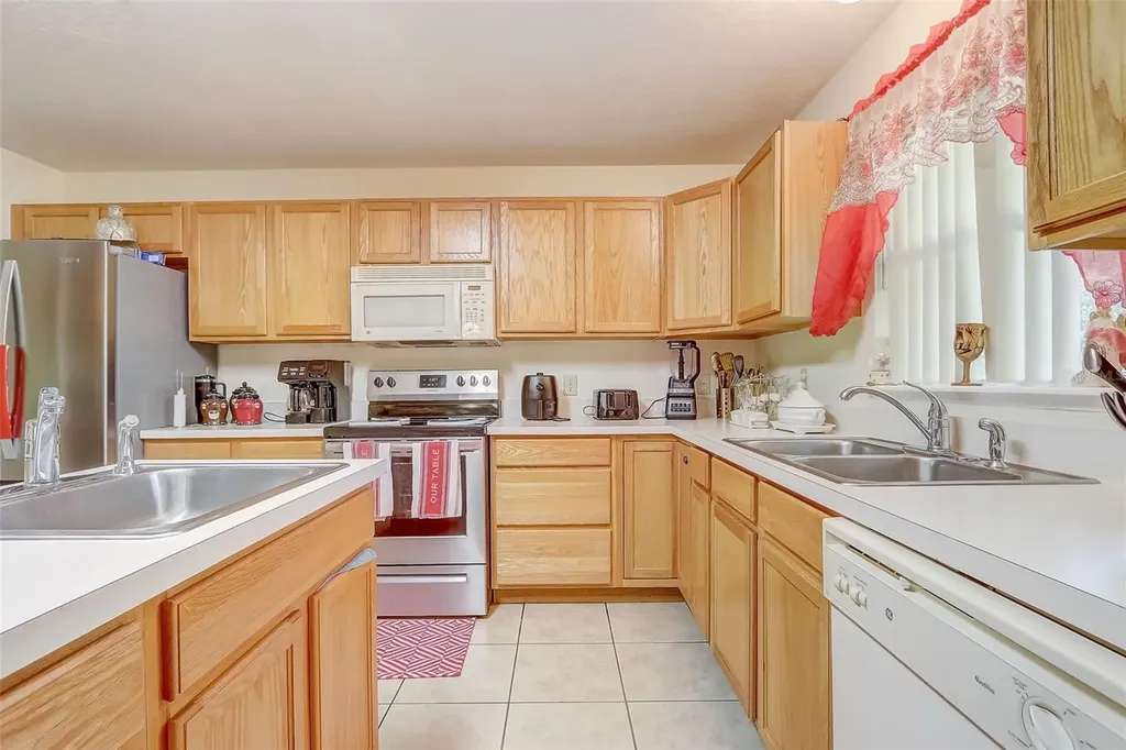 2670 Palmetto Ridge Circle Apopka FL 32712