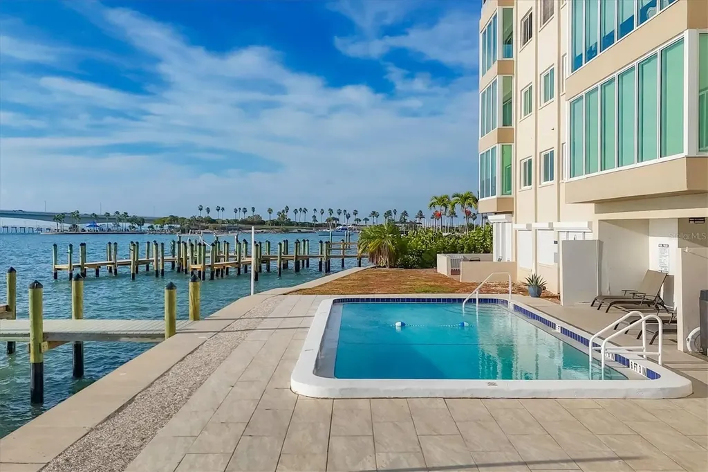 350 Golden Gate Point Sarasota FL 34236
