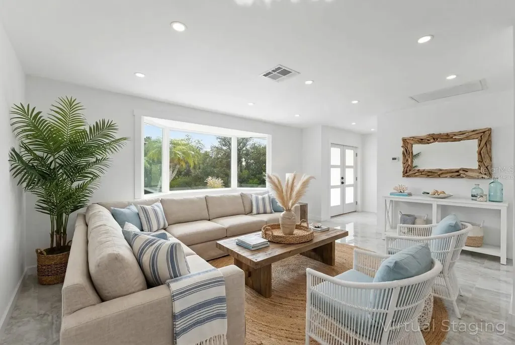 910 Bayshore Drive Terra Ceia FL 34250