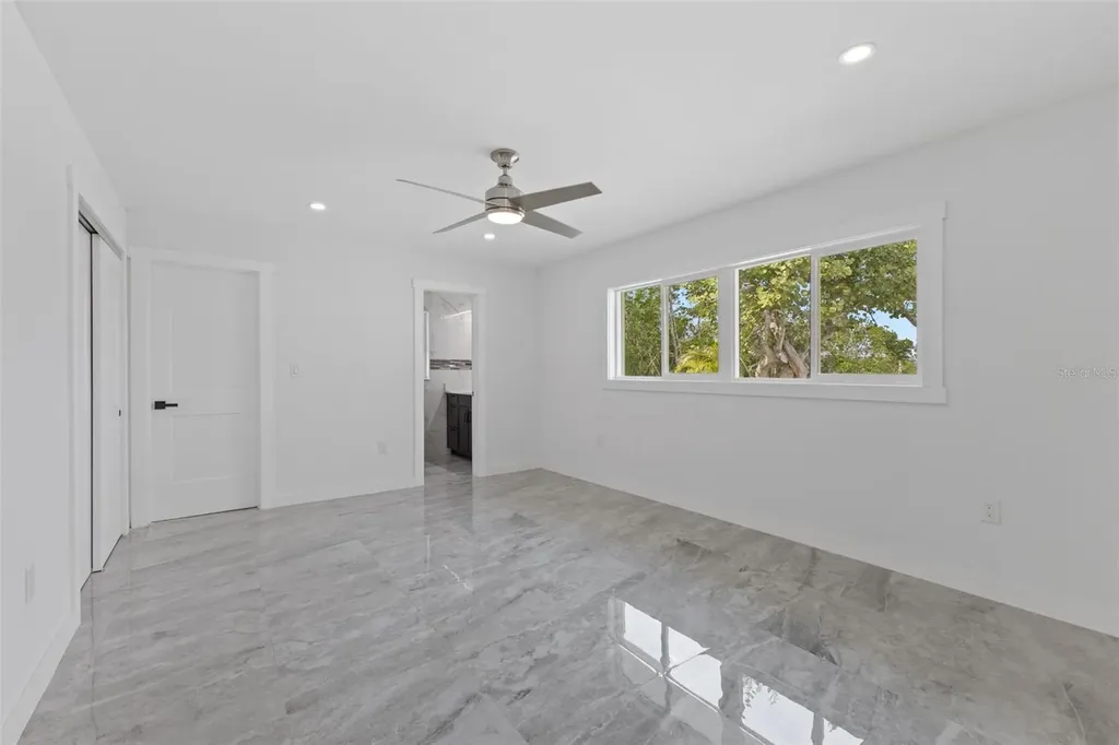 910 Bayshore Drive Terra Ceia FL 34250