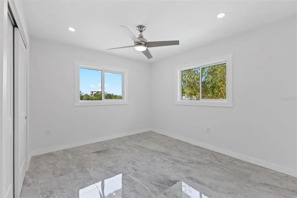 910 Bayshore Drive Terra Ceia FL 34250