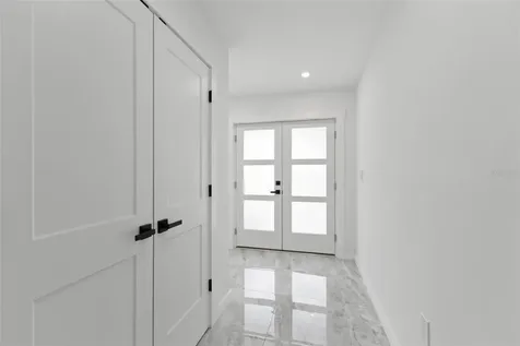 910 Bayshore Drive Terra Ceia FL 34250