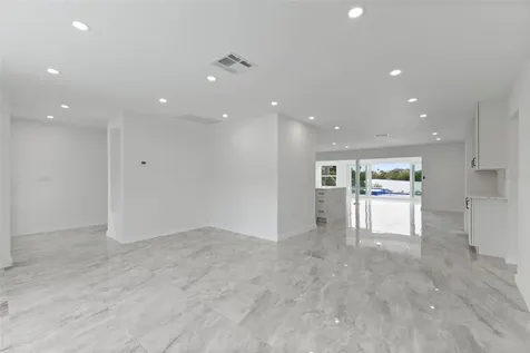 910 Bayshore Drive Terra Ceia FL 34250