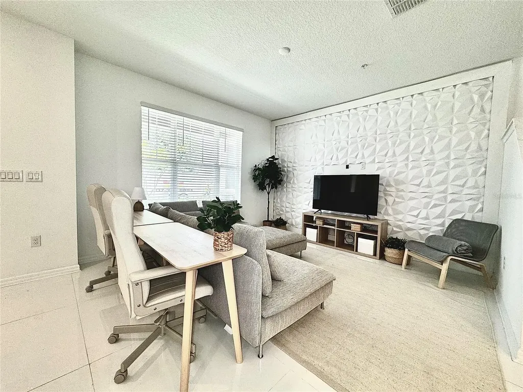 10251 Highline Crest Street Orlando FL 32832