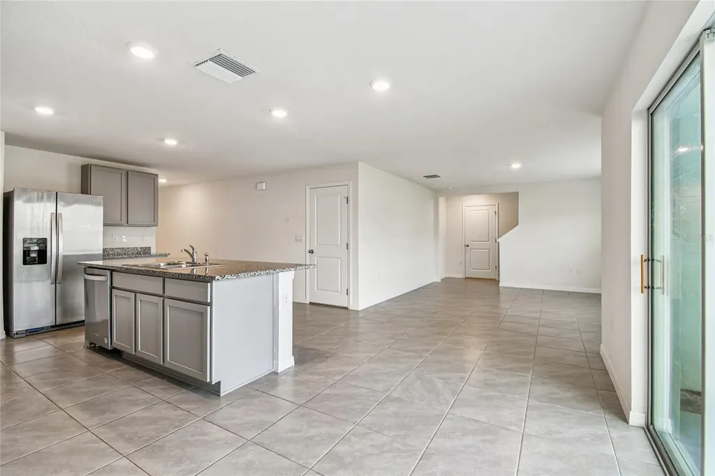 9208 Mission Bay Place Tampa FL 33637